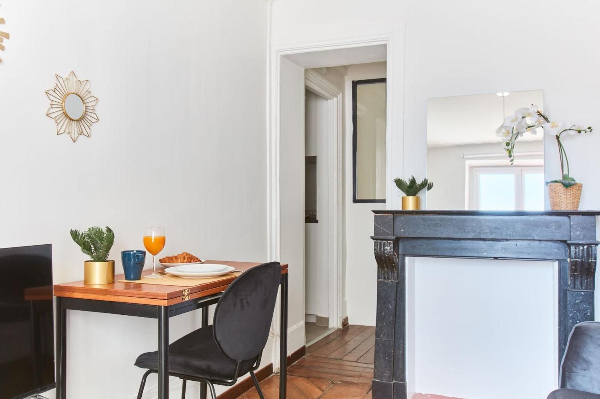 Montmartre & Sacre-Coeur Basilica - 1Br - Cityapartmentstay Париж Екстериор снимка
