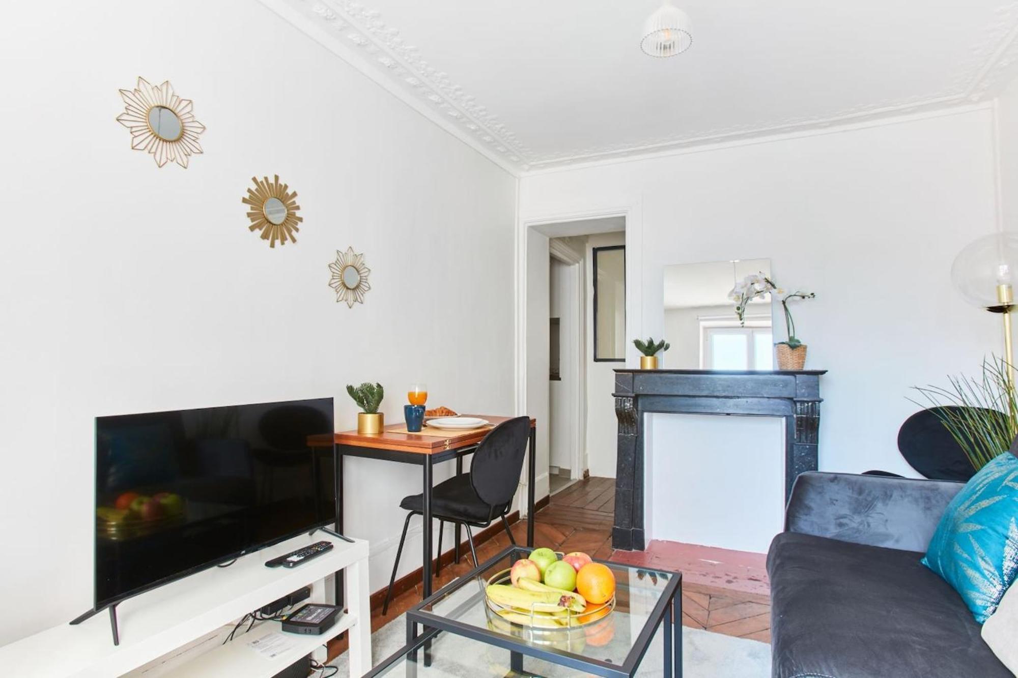 Montmartre & Sacre-Coeur Basilica - 1Br - Cityapartmentstay Париж Екстериор снимка